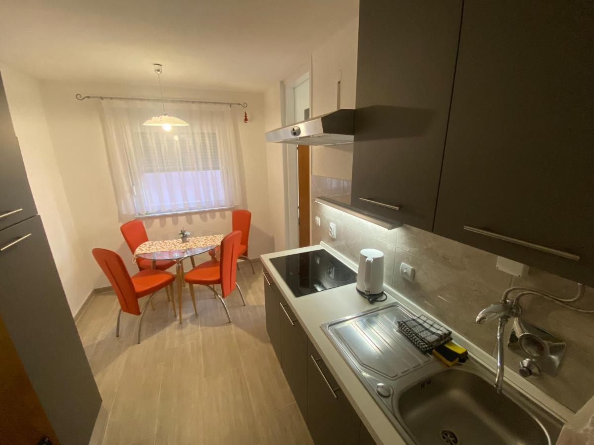 Apartman Valentic Vinkovci Εξωτερικό φωτογραφία