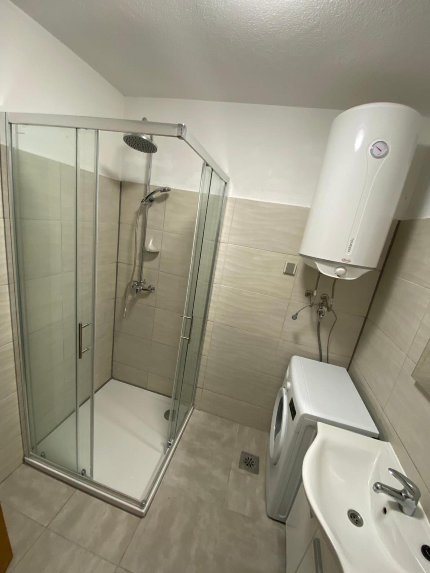 Apartman Valentic Vinkovci Εξωτερικό φωτογραφία