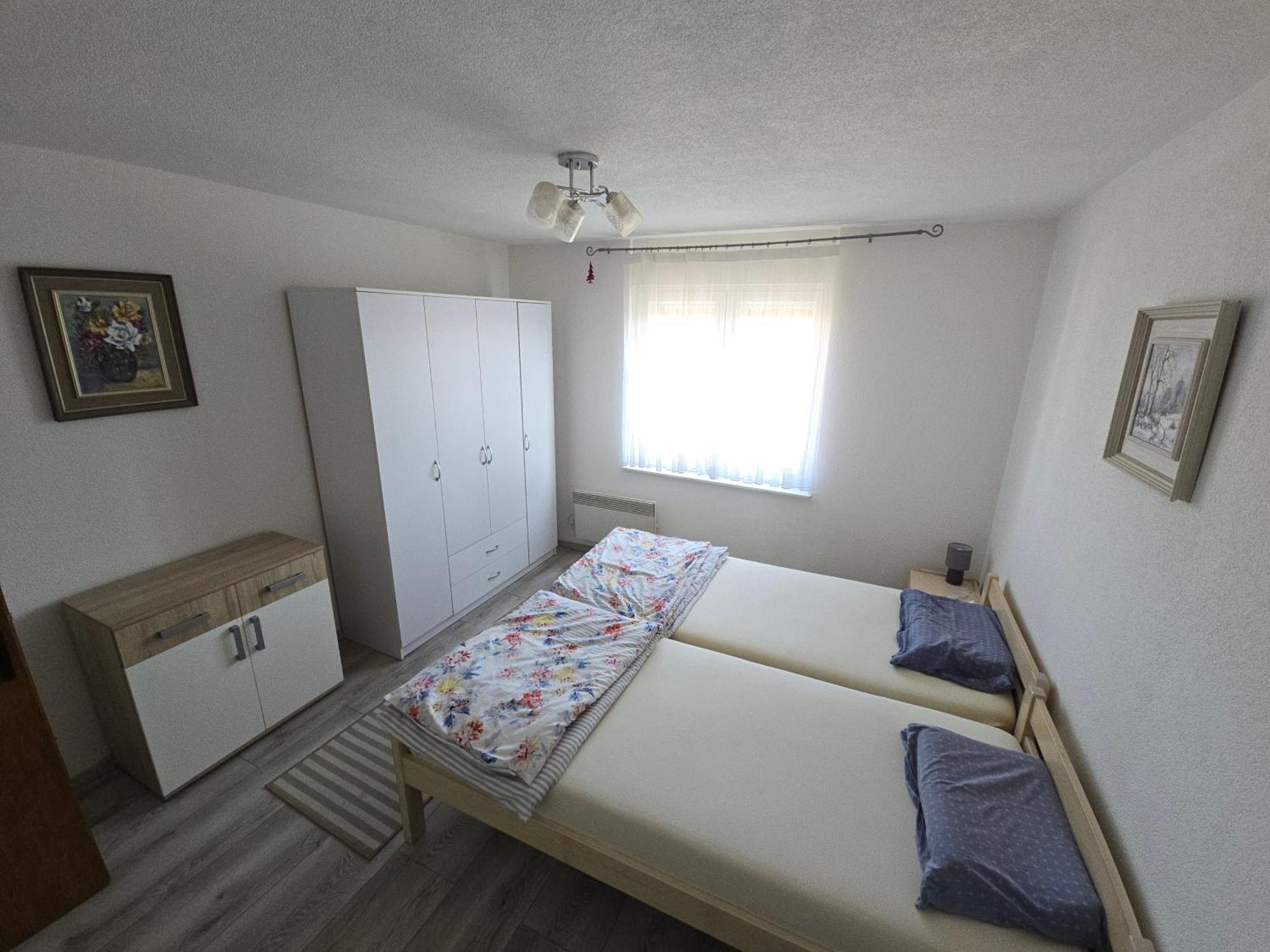 Apartman Valentic Vinkovci Εξωτερικό φωτογραφία