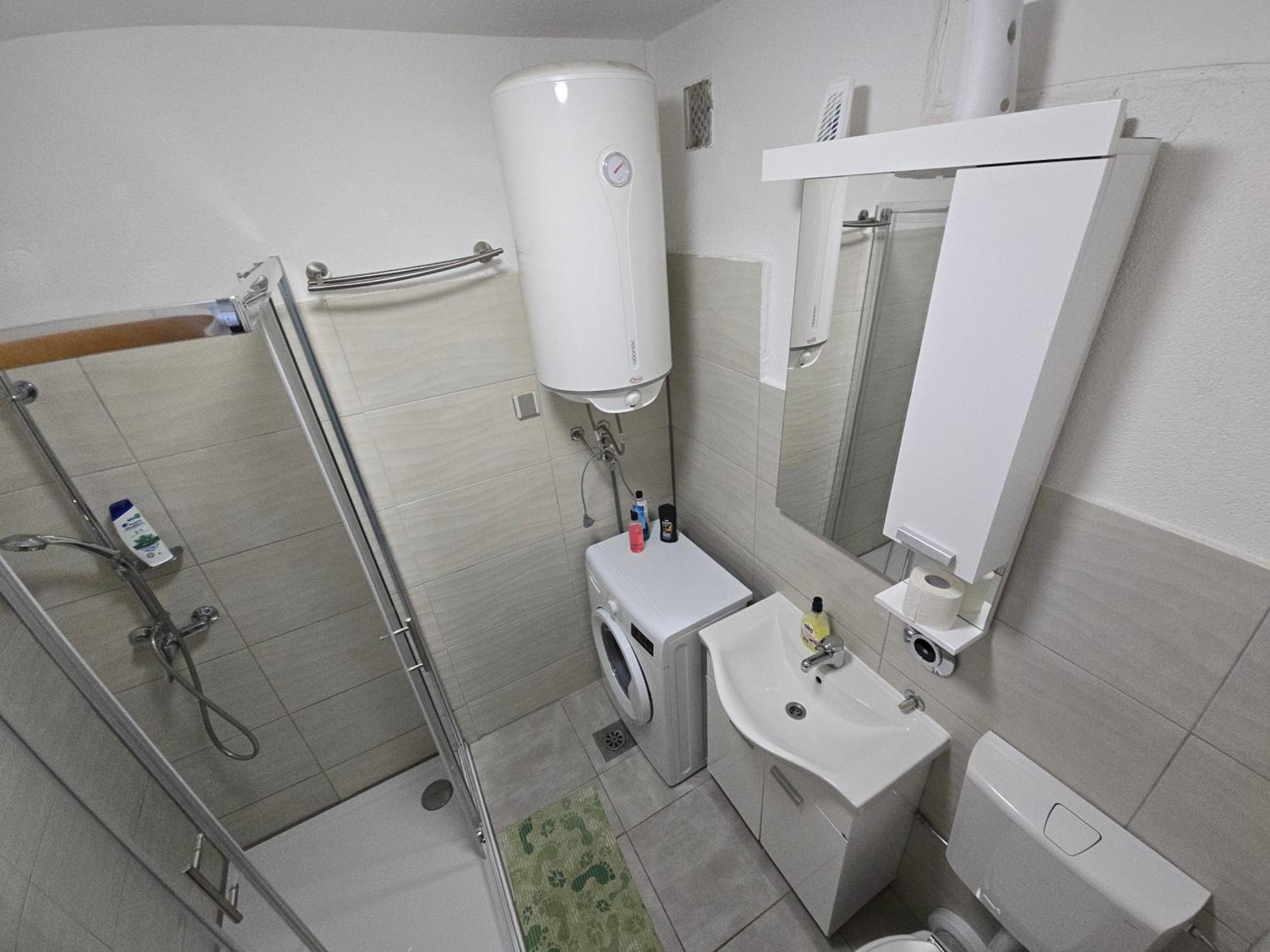 Apartman Valentic Vinkovci Εξωτερικό φωτογραφία